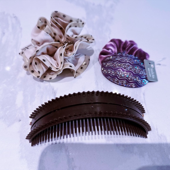 Three piece hair accessories set~ - Picture 1 of 5